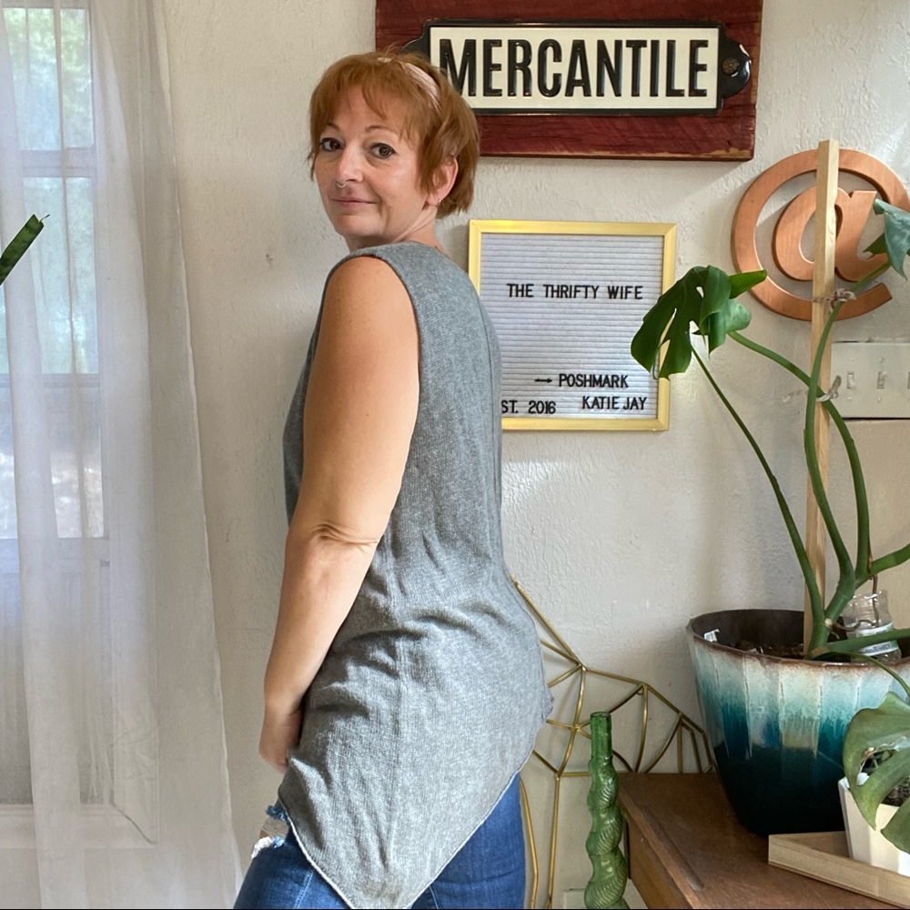 Cantoo asymmetrical Gray Cotton / Viscose Blend Knit Sleeveless Sweater Medium - Picture 5 of 15